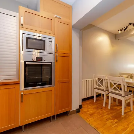 Private House With Terrace - 4 - 2 Bathrooms - Location Apartman Isztambul