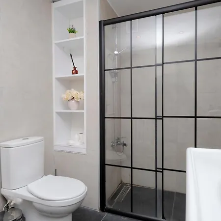Private House With Terrace - 4 - 2 Bathrooms - Location Apartmán