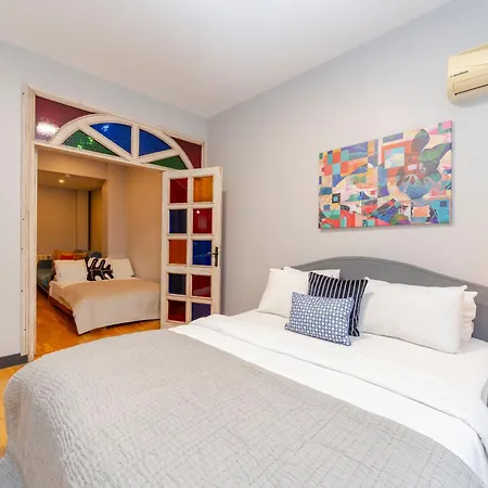 Private House With Terrace - 4 - 2 Bathrooms - Location * Istanbulská provincie
