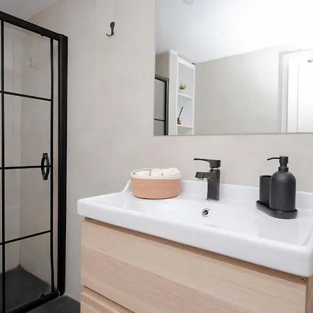 Private House With Terrace - 4 - 2 Bathrooms - Location * Isztambul